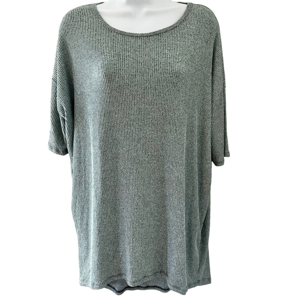 Lularoe Mid Sleeve Irma Gray Silver Vertical Stripe Tee Shirt Tunic Size S